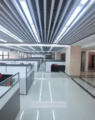 戴梦妮婚纱摄影工作室轮播图1